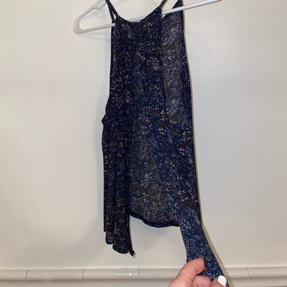 American Eagle open back tank top - Picture 2 of 4